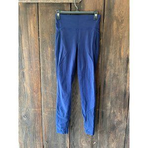 Lululemon leggings size 6